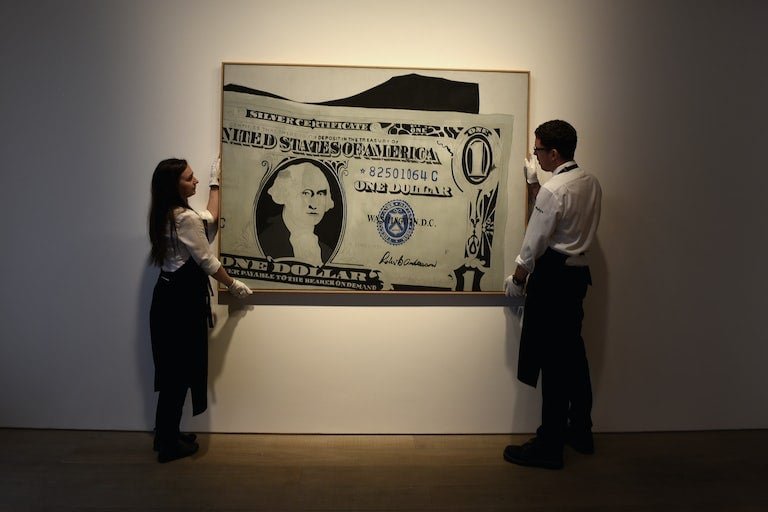 Unveiling the Dark Side of the Art World: How Criminals Exploit the Art Market for Illicit Activities 3